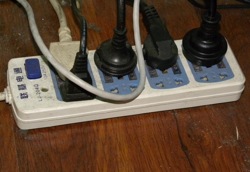 【珠江電纜】隨手拔充電器，真的有必要！